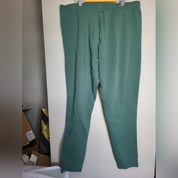 Green Adidas Men Sweatpants, Size XL (36) - Picture 2 of 6